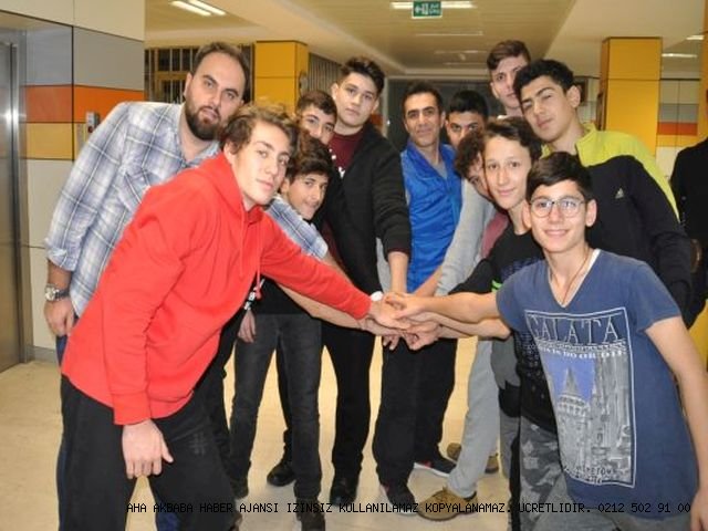 Koca Yusuf Anadolu İmam Hatip spor lisesi şampiyonları kıskandırıyor